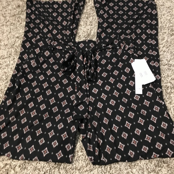 SOLD Super soft pants with tie front - Picture 2 of 4